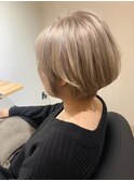 ミルクティーベージュ