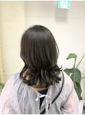 レイヤーカット×オリーブカラー