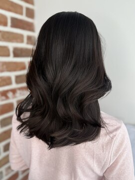 エニー 栄(Any) ミディアムレイヤー×グレージュ