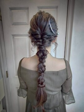 アロマ ヘアー ルーム 新宿3号店(AROMA hair room) バレッタ　シルバーアクセ　玉ねぎヘア