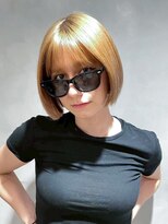 シオン(shion)&nbsp;ボブハイトーンブリーチ似合わせカット_F21390