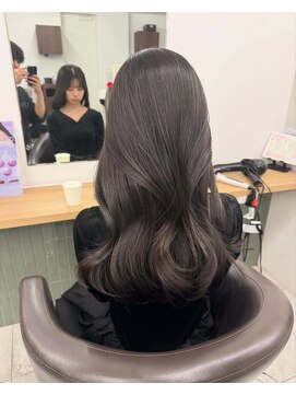 オットット(OttottO) 艶髪/透明感ヘア/ブリーチなし/韓国/ヘアレイヤー/表参道/外苑前