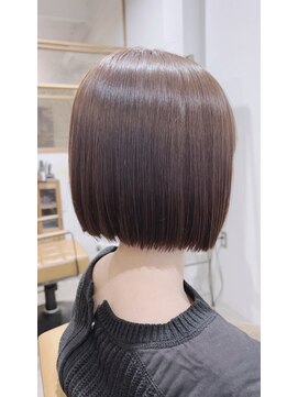レイズ(Raise) 切りっぱなしボブナチュラルボブミディアム前髪縮毛矯正香川高松