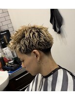 フォーシーズン カットクラブ(FOURSEASON CUT CLUB)&nbsp;テーパーフェード/スパイキーショート/バーバー