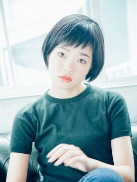 アマリス(Amaris) 前髪アシメショート/20代/30代/40代/50代/60代/カット