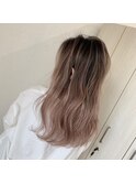 ベージュ