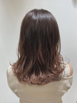 リア(Li'a by neolive) グラデーションとピンク