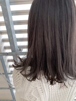 ジーナ セントラル銀座(Zina)&nbsp;小顔オリーブカラーボブルフハイライトカラークールショート