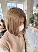 くすみベージュ