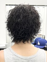 ココ 本八幡(KOKO)&nbsp;波巻きツイストスパイラルフェザーパーマ刈り上げセンターパート