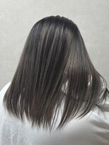 ヴィフ 大船(VIF)&nbsp;おしゃれ女子/伸ばしかけヘア/ツヤ髪スタイル/大人ボブ