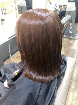 パダ(PADA) 切りっぱなしボブ!