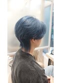 センター分けウルフカット