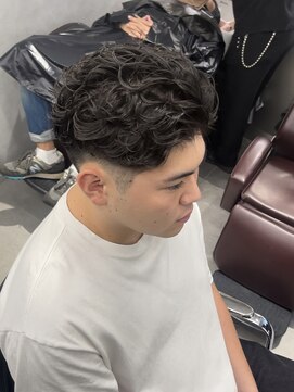 グルーマーズトウキョウ(GROOMER/S TOKYO) 【GROOMER/S 坂本】 ラルフカール フェード スペインカール