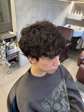 グルーマーズトウキョウ(GROOMER/S TOKYO) 【GROOMER/S 丸山】 プードルパーマ メンズ スペインカール