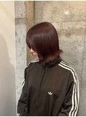 外はねボブ　赤みブラウン／川崎