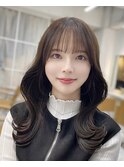 束感バング×大人くびれミディ