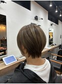 ショートボブ