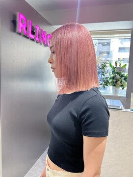 リノ(RLINO) 【名古屋/栄】ボブカット/ブリーチ/ピンク