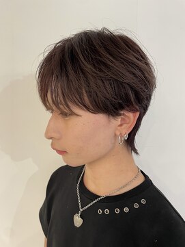 ニアウ 伊勢崎連取店(Niau) MEN’S HAIR/サーフカール/刈り上げセンターパート/伊勢崎