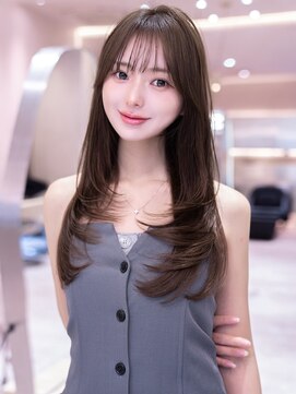 エースハバナ 渋谷(1 HAVANA) 顔周りミディアムレイヤーカット×ダークアッシュ/髪質改善