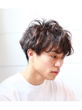 リンネ(Lin'ne) フェザーマッシュショート