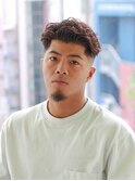 バックパーマ スキンフェード アップバング