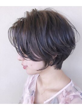 ルア モアナ バイ ヘッドライト 小田原2号店(Lua Moana by HEADLIGHT) 【Moana Lua】#マッシュショート#アッシュ#ハンサムショート