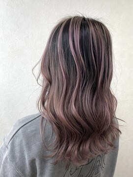 サラ(SARA) ハイトーンバレイヤージュ。