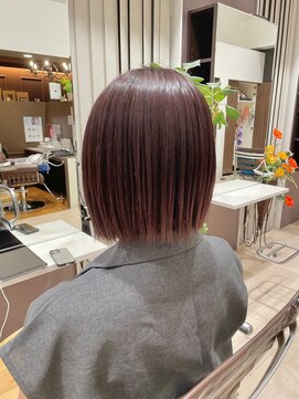 イースト(YEAST) 切りっぱなしボブ