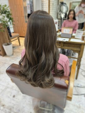 レガロ(REGALO) オリーブベージュ