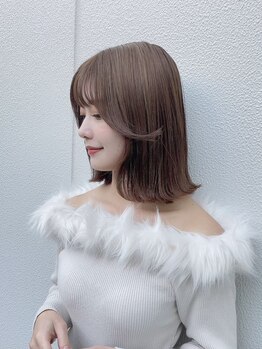 ラビス(Lovis)の写真/【似合わせカット+ツヤカラー+高保湿Tr¥7900】通いやすい価格でいつでもキレイが続くスタイル♪