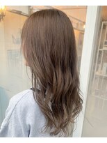 クオリア(Quaria)&nbsp;夏にぴったりサンドベージュカラー