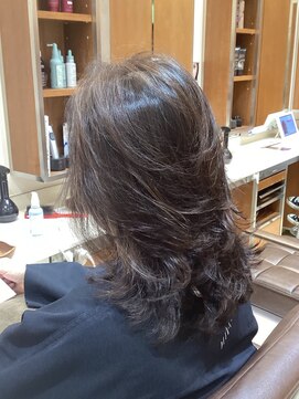 ピークアブー アヴェダ アトレ恵比寿(PEEK-A-BOO AVEDA) ロングレイヤーパーマカラー