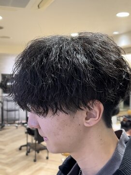 ベル 桑名(BHEL) 三重桑名ツイストスパイラルパーマ/縦落ちパーマ/メンズパーマ