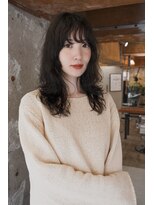 ガタカ(GATTACA)&nbsp;バタフライレイヤーにクリームパーマ　透明感カラー