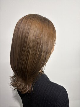 ヘアメイクアクト 都賀店 アーモンドベージュ