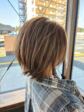 リドル ヘアー 駒生店(Riddle HAIR) 大人ナチュラルハイライト×外はねボブ｜透明感カラー