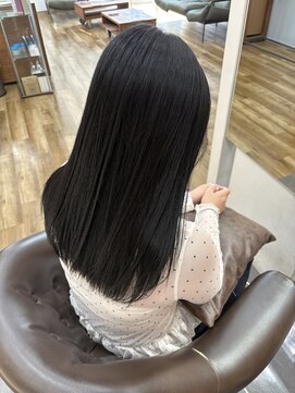 シーナ バイ マグ(siina. by Mag) ブリーチなしカラー◎大人可愛いダークブラウン艶髪小顔レイヤー