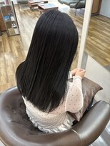 シーナ バイ マグ(siina. by Mag) ブリーチなしカラー◎大人可愛いダークブラウン艶髪小顔レイヤー
