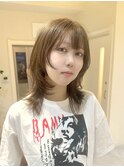 大人可愛い顔まわりレイヤー×くびれミディ