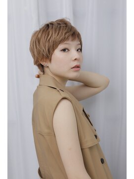 アスター(astar) 【ASTAR】ベリーマッシュショート  無造作　モード斜めバング