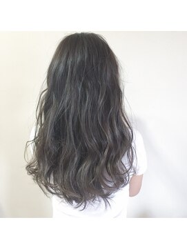 クルーブラン(CouLeur blanc) 暗めのスモーキーグレー