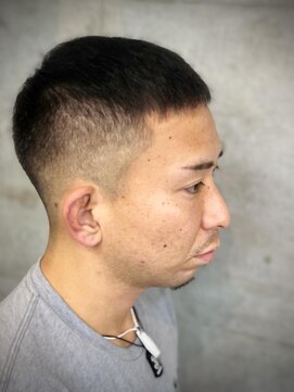 バーバーバー 八広(BARBER-BAR) クロップスタイル【バーバーバー　八広】