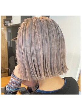 サンシップ(sun ship) 重めの切りっぱなしボブ