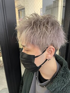 キートゥー(Key to) ホワイトカラー