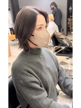 シェルハ(SHELHA) レイヤーボブ ピンクグレージュ ブリーチ ハッシュカット