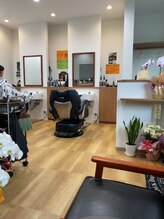 小谷理髪店 ソル(SOL)