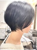 ショートボブ