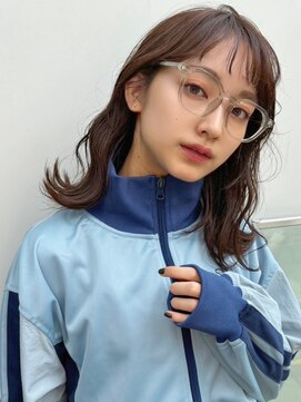 ホスタ 大阪梅田店(fosta) ベージュインナーカラーショートボブレイヤーミディアム前髪